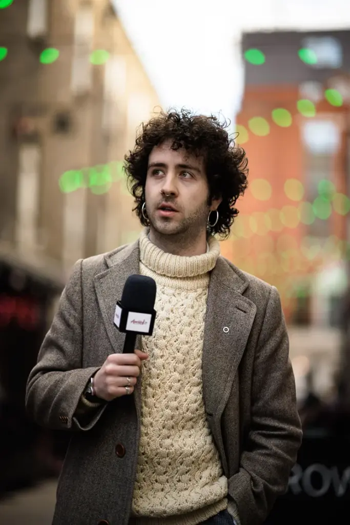 Cúán de Búrca for Aperítif Dating Show